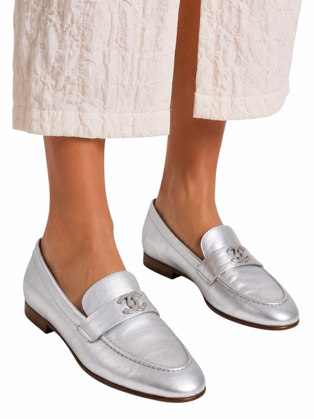 Chanel Interlocking CC Logo Metallic Leather Loafer Silver Size 38C